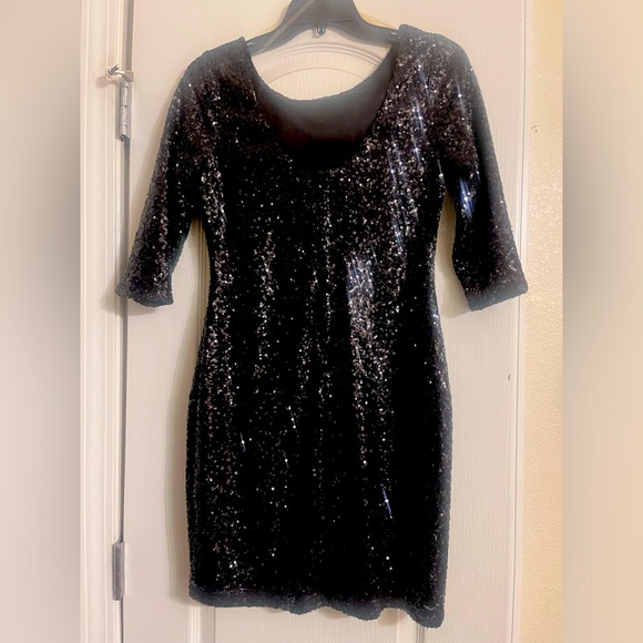 Ruby Rox Sequins Mini Dress ⭐️ - Picture 4 of 5